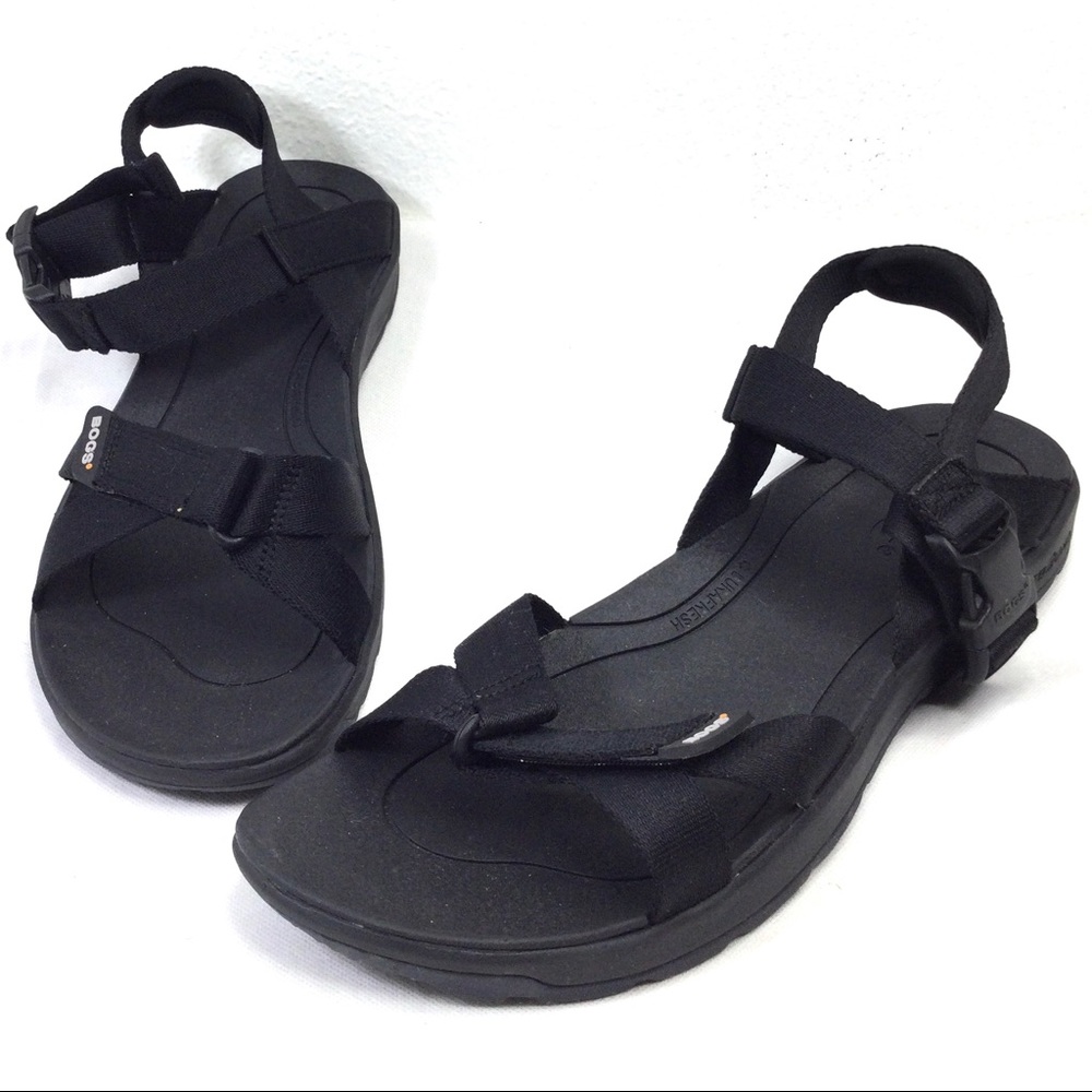 Bogs “Rio” Waterproof Men’s Sandals.